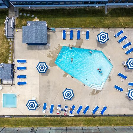 Nautical Mile Resort Wells Exterior foto
